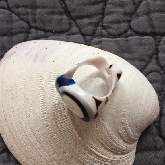 Shell Ring Handmade in Greece - Picture 3 of 6